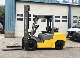 Jungheinrich - lage urenstand!