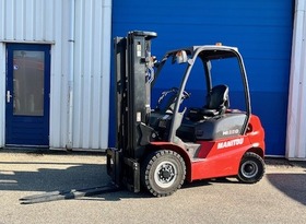 Manitou MI25D - lage urenstand!